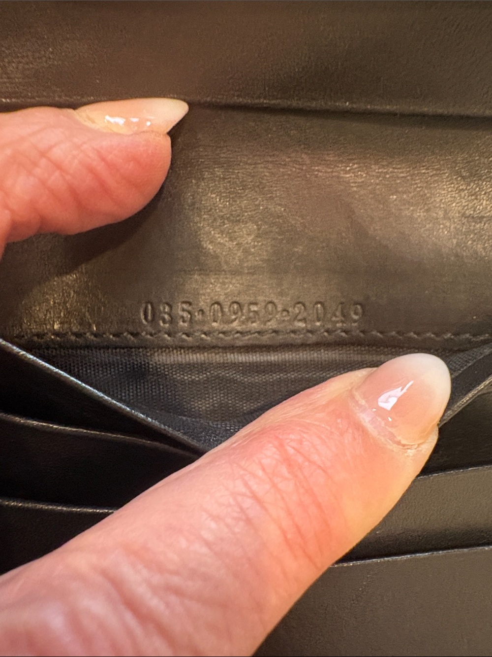 Authentic Gucci Black Soft Leather Wallet with Silver Tab and Box - Picture 11 of 11